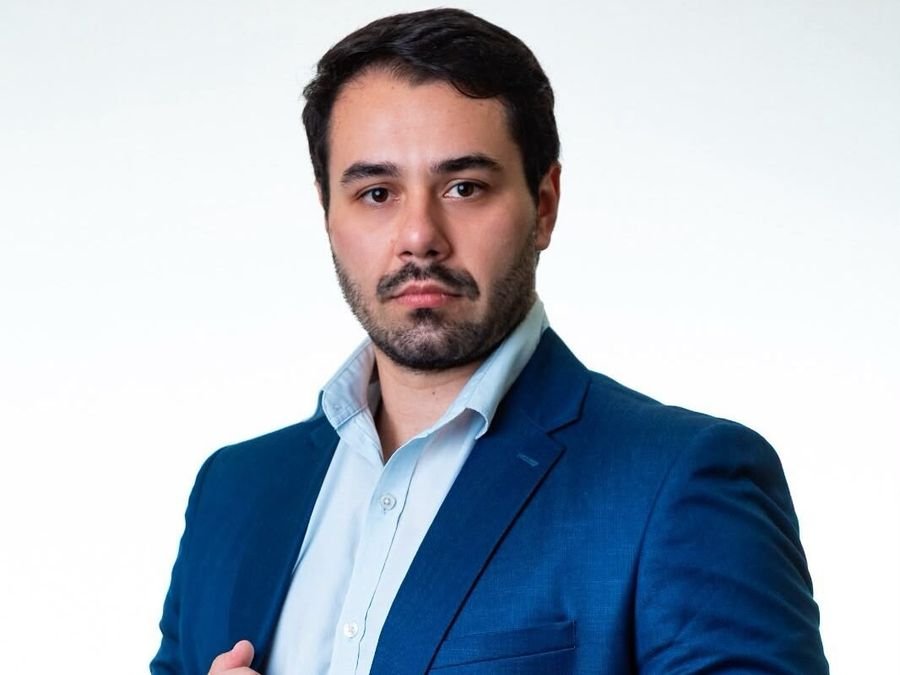 Retrato de Lucas Jean usado na matéria sobre o pedido de cassação.